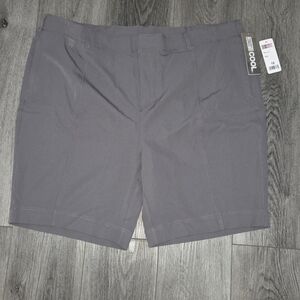 NWT 32 Degrees Women's Navy Shorts, Comfortable Material, Size 18